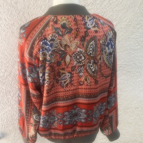 Blue b. Reversible Paisley Satin Bomber Jacket Women's Size M - Picture 6 of 12